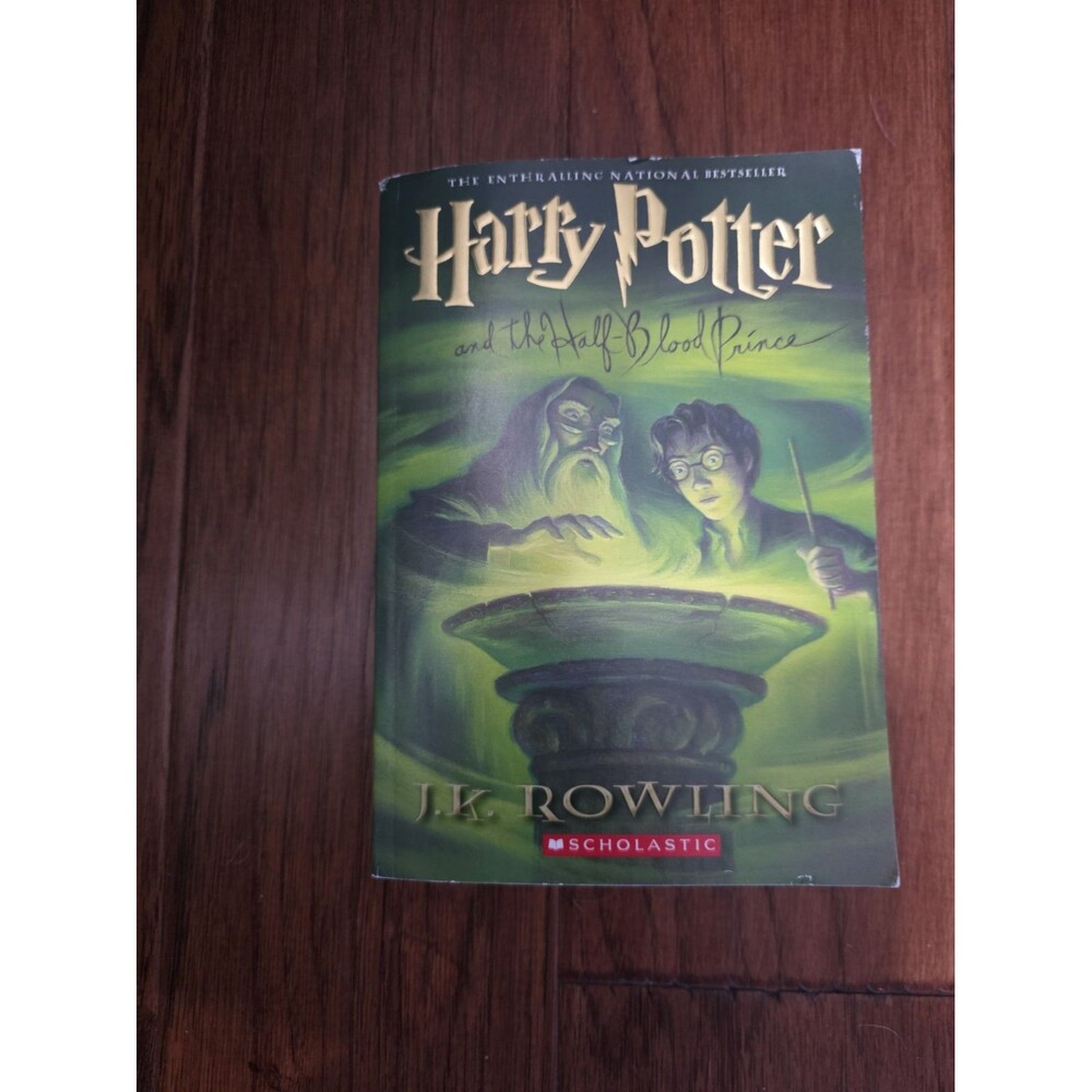 Harry Potter and the Half-Blood Prince (Book 6) - Paperback - GOOD